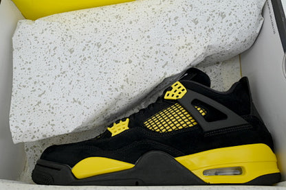 Air Jordan 4 Thunder