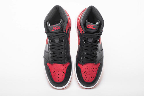 Air Jordan 1 High « Banned »