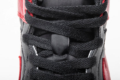Air Jordan 1 High « Banned »